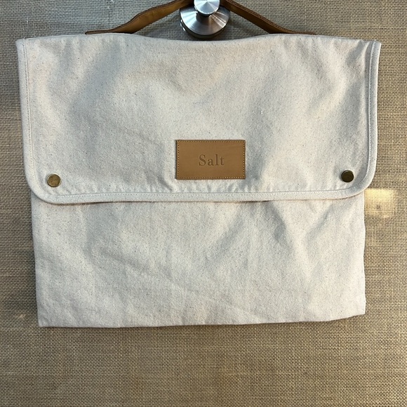 ROOLE- Salt Canvas Briefcase Portfolio with Leather Strap and Snap Closure NWOT - Picture 4 of 7
